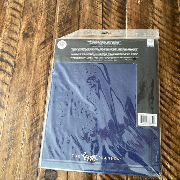 me & my BIG ideas Create 365 The Happy Planner Big Snap in Cover, Hard Navy - Picture 4 of 5